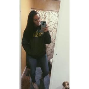 Meet your Posher, Lyndsay